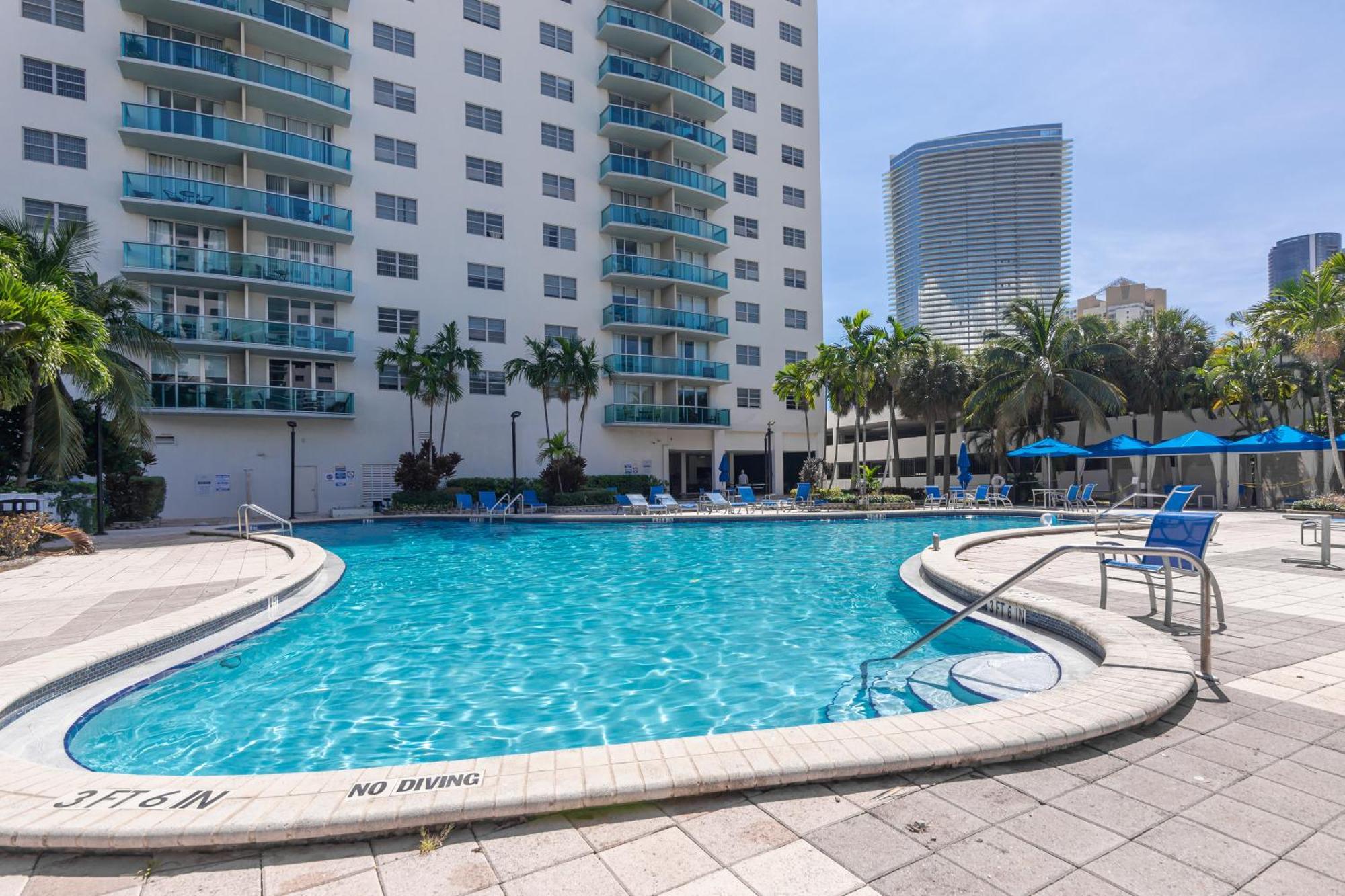 Ocean Reserve Sunny Isles Beach Extérieur photo