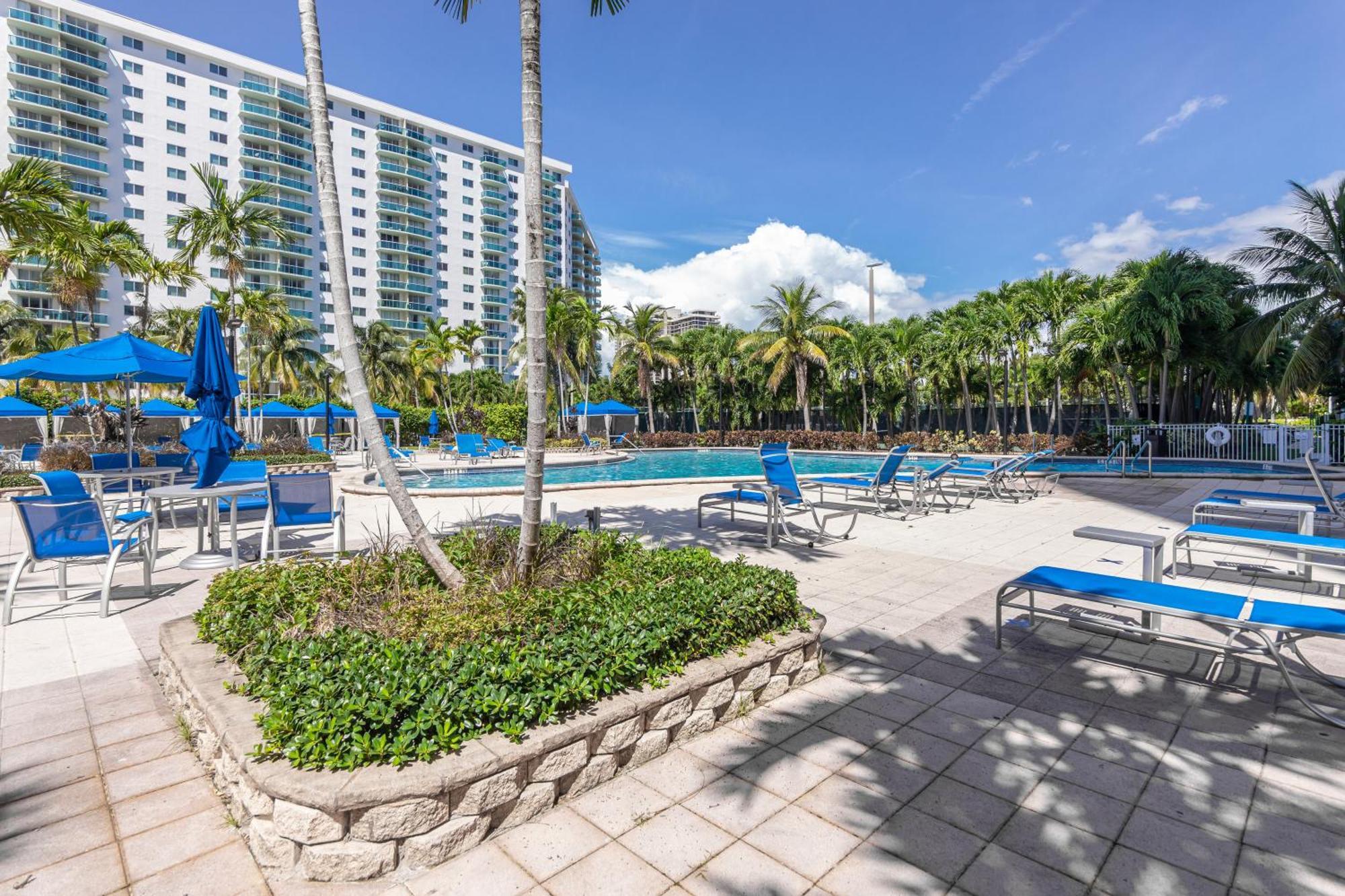 Ocean Reserve Sunny Isles Beach Extérieur photo